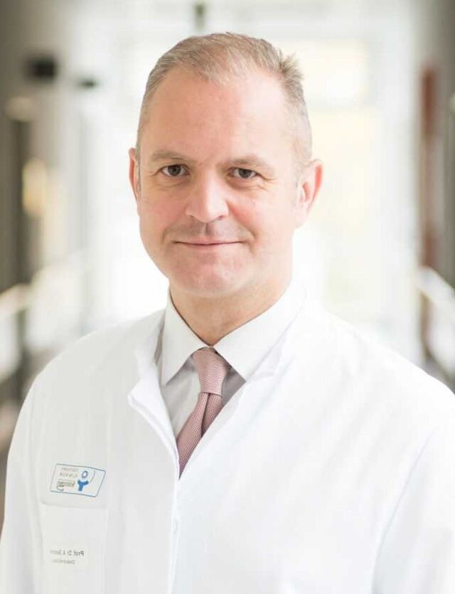 Arzt Kosmetiker Wolfgang Joist